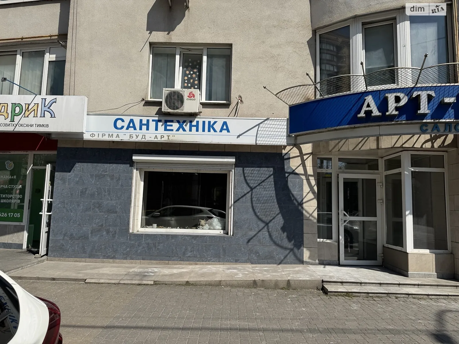 Сдается в аренду помещения свободного назначения 86.4 кв. м в 10-этажном здании, цена: 30000 грн - фото 1