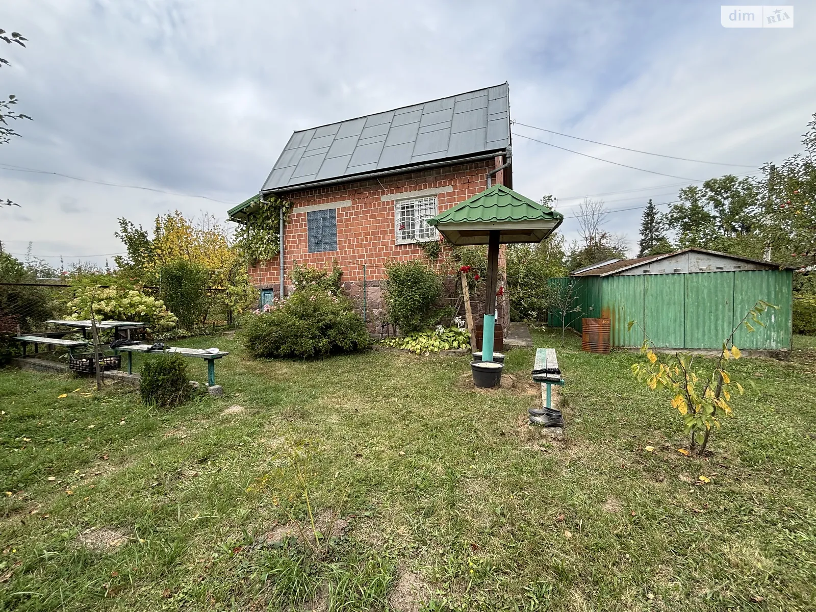 Продается дом на 2 этажа 72 кв. м с беседкой, цена: 51900 $ - фото 1