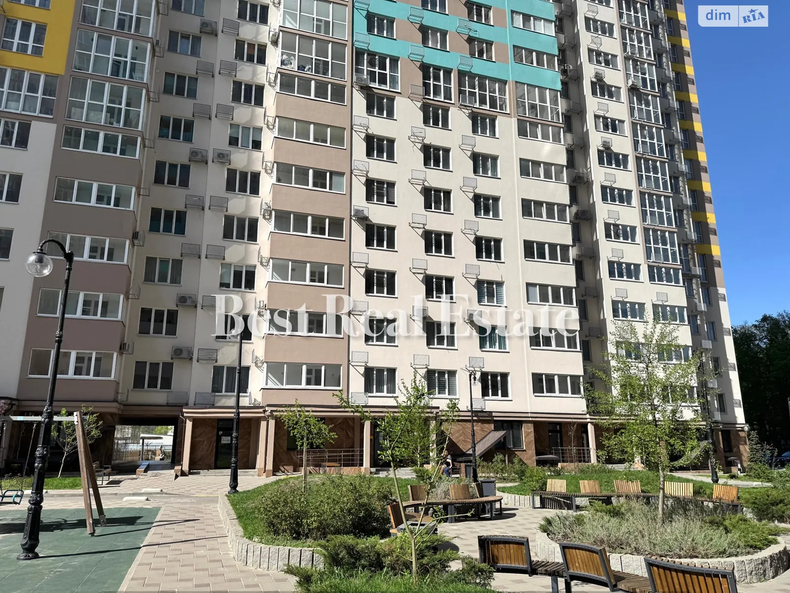 Продается 3-комнатная квартира 87.3 кв. м в Киеве, ул. Академика Заболотного, 15Г - фото 1