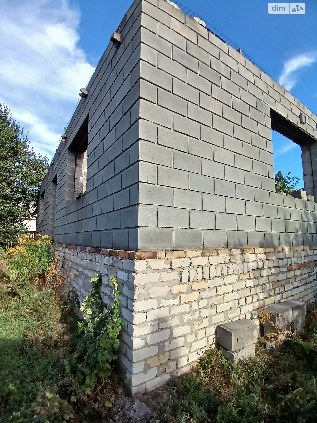 Продается одноэтажный дом 130 кв. м с бассейном, цена: 8500 $ - фото 1