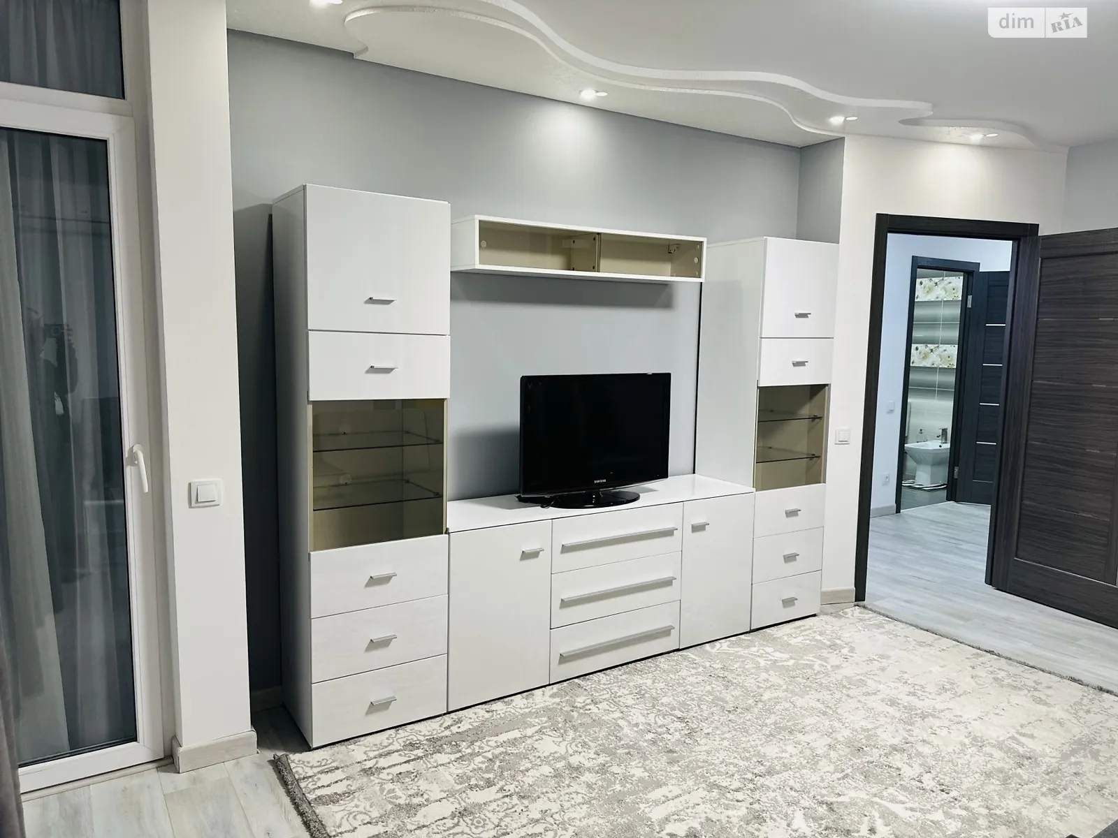 3-кімнатна квартира 83.7 кв. м у Тернополі, вул. Сахарова Андрія Академіка, 10 - фото 1