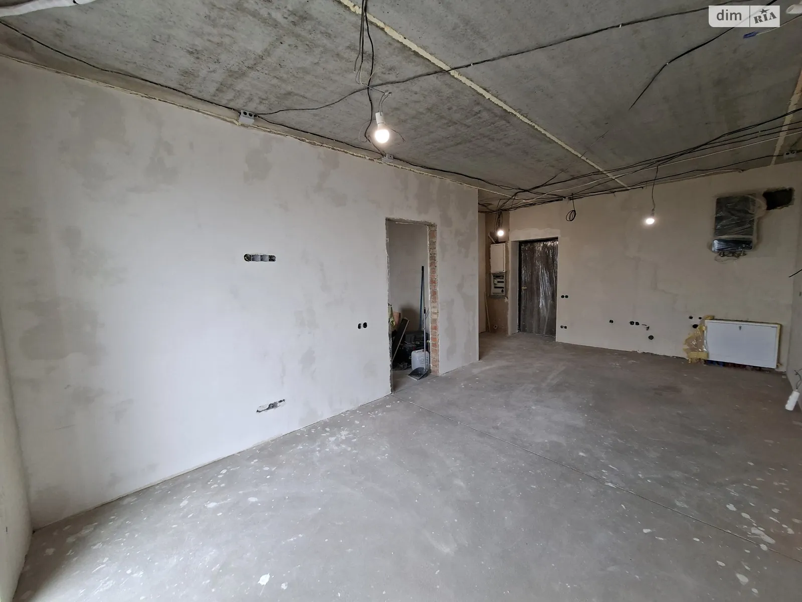 Продается 1-комнатная квартира 45.2 кв. м в Ровно, ул. Соборная - фото 1