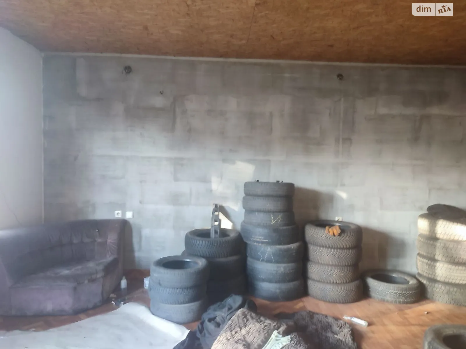 Продается отдельно стоящий гараж под бус на 129.4 кв. м, цена: 32500 $ - фото 1