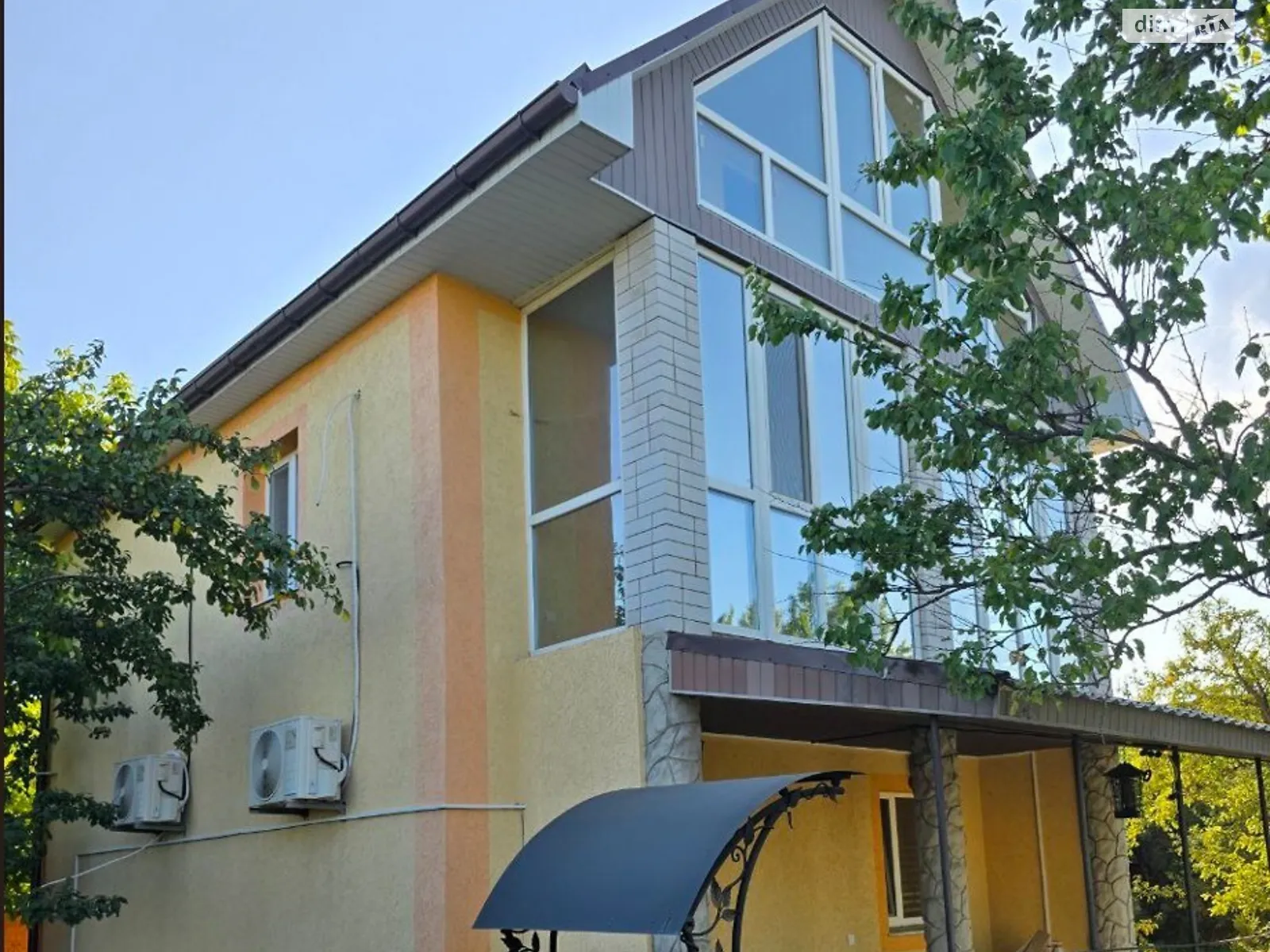 Продается дом на 2 этажа 120 кв. м с верандой, цена: 75000 $ - фото 1