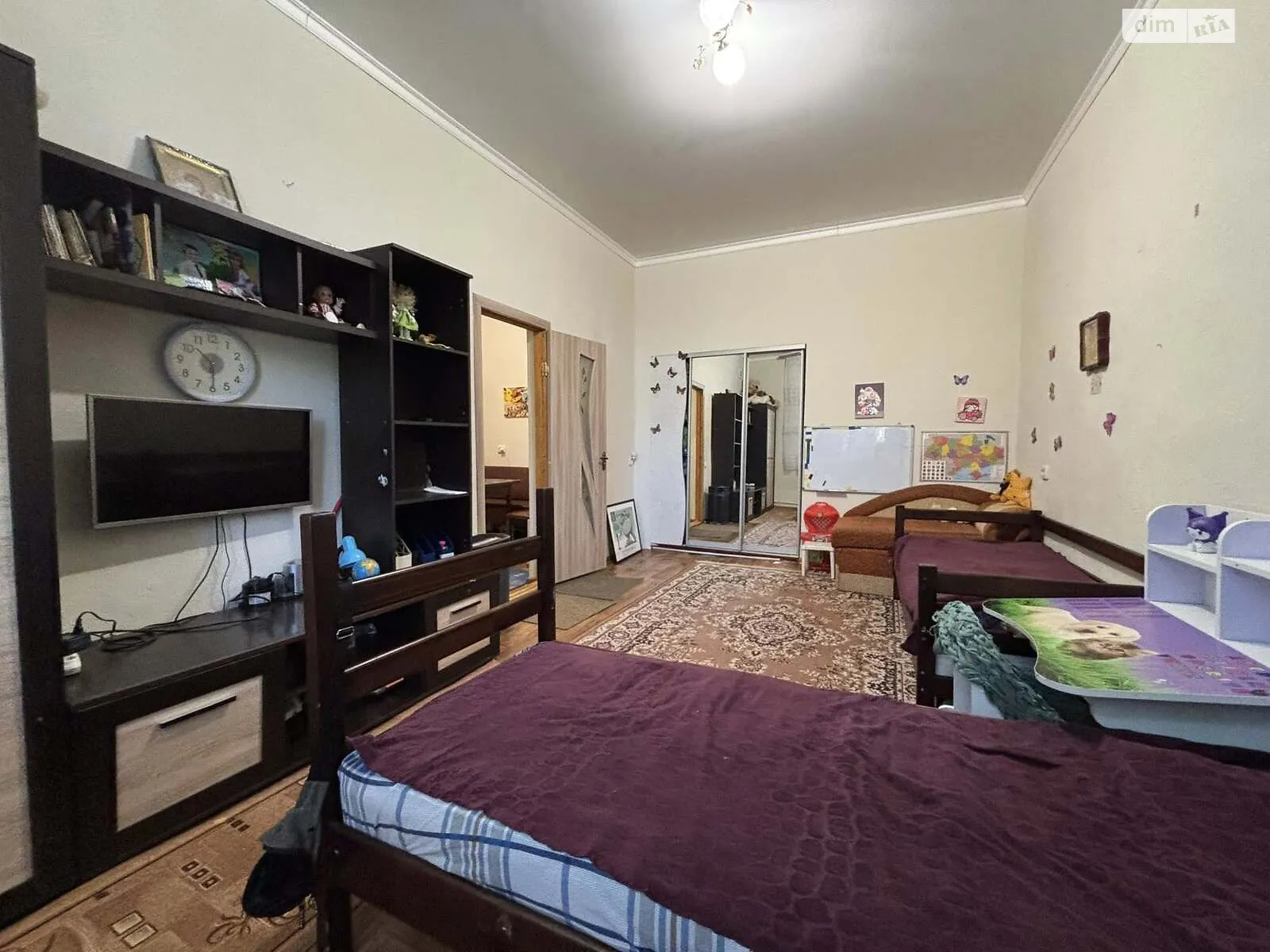 Продається 2-кімнатна квартира 42.8 кв. м у Тульчині, вул. Перемоги, 1 - фото 1