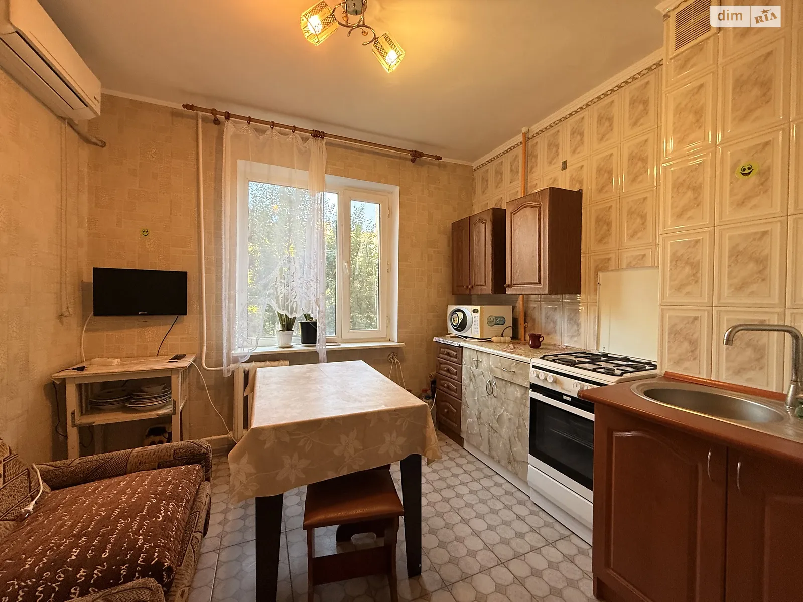 Сдается в аренду 1-комнатная квартира 34 кв. м в, цена: 5500 грн - фото 1