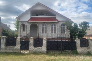 Куплю частный дом в Корсуне-Шевченковском без посредников