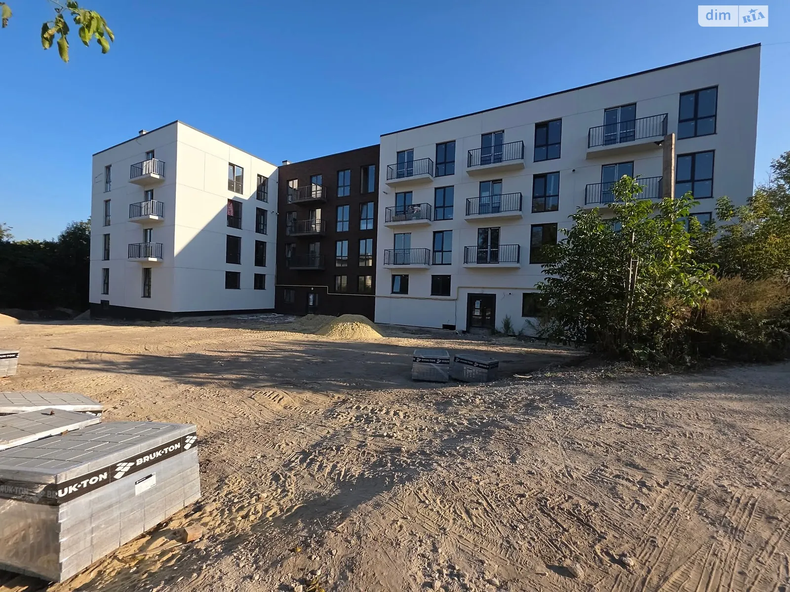 3-комнатная квартира 72 кв. м в Тернополе, ул. Стадниковой Софии, 40 - фото 1