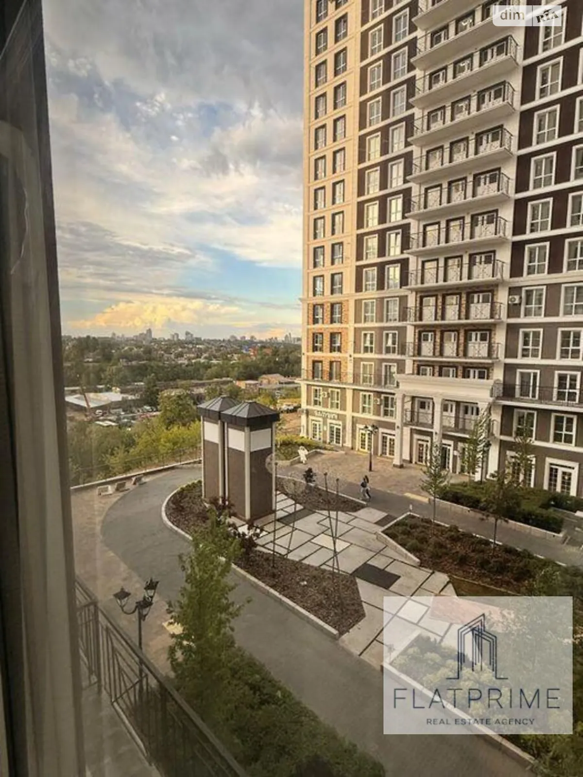 Продається 1-кімнатна квартира 41 кв. м у Києві, вул. Михайла Максимовича, 26 - фото 1