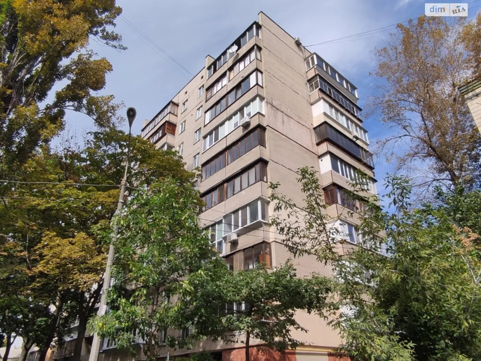 Сдается в аренду 3-комнатная квартира 70 кв. м в Киеве, ул. Николая Кравченко, 19 - фото 1