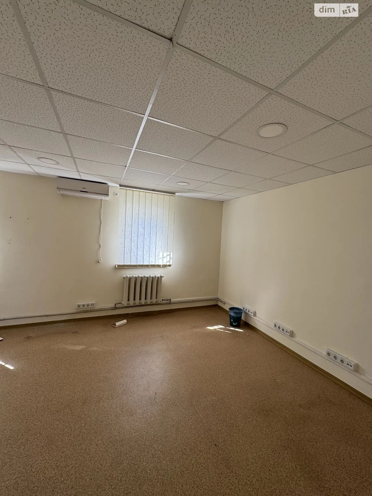 Продается офис 144.5 кв. м в бизнес-центре, цена: 65700 $ - фото 1