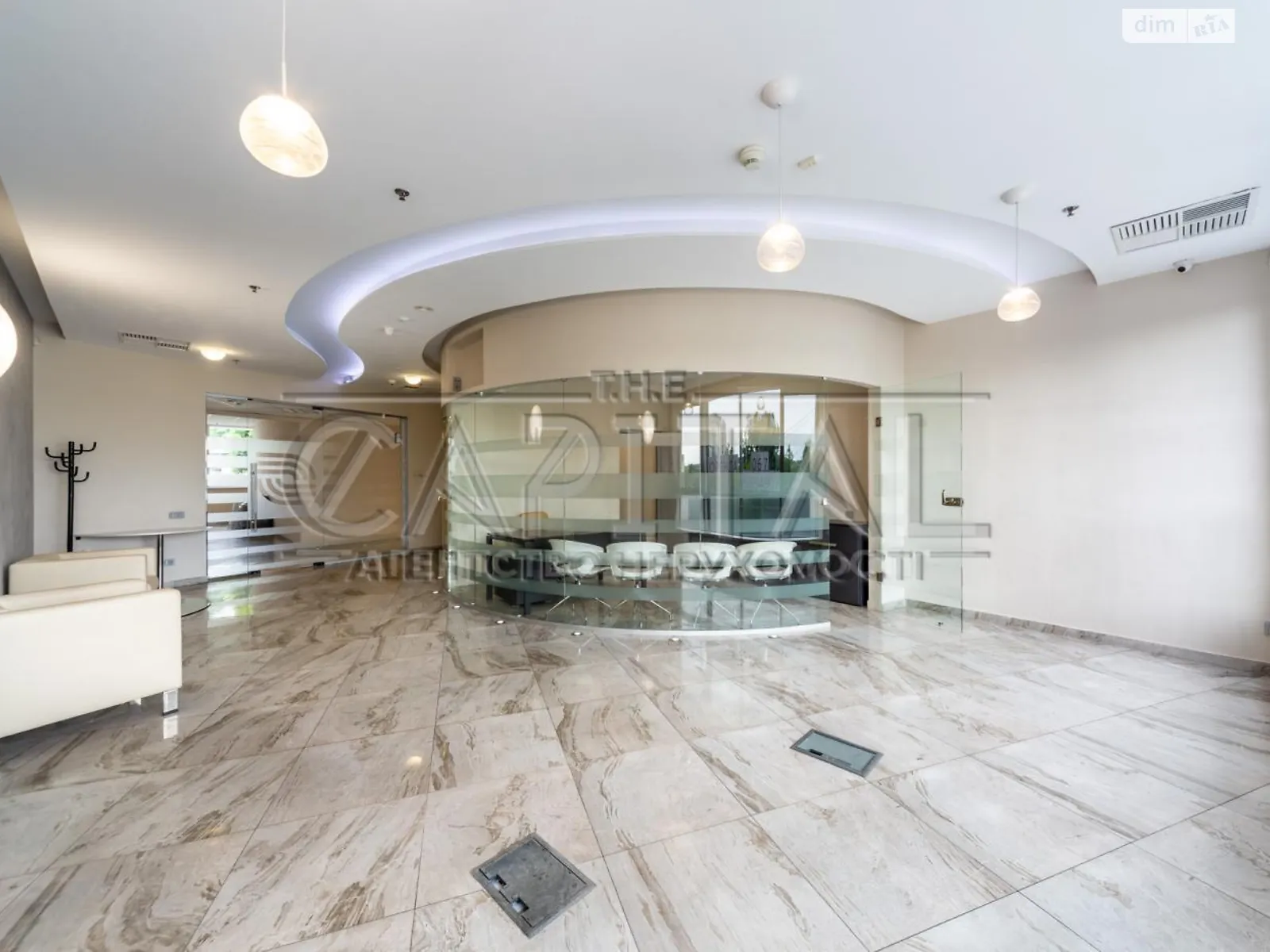 Сдается в аренду офис 65 кв. м в бизнес-центре, цена: 1200 $ - фото 1