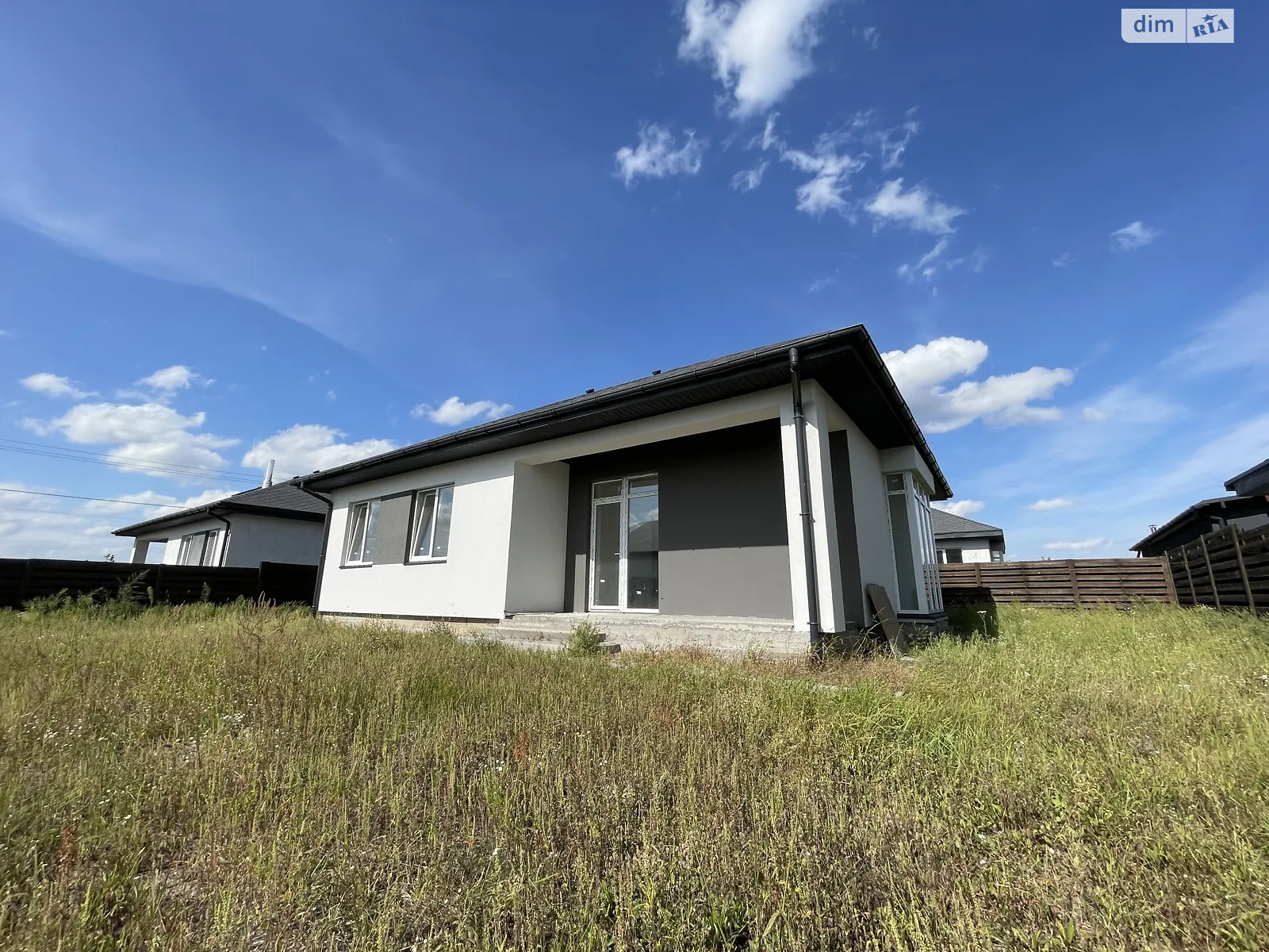 Продається одноповерховий будинок 92 кв. м з верандою, цена: 77000 $ - фото 1