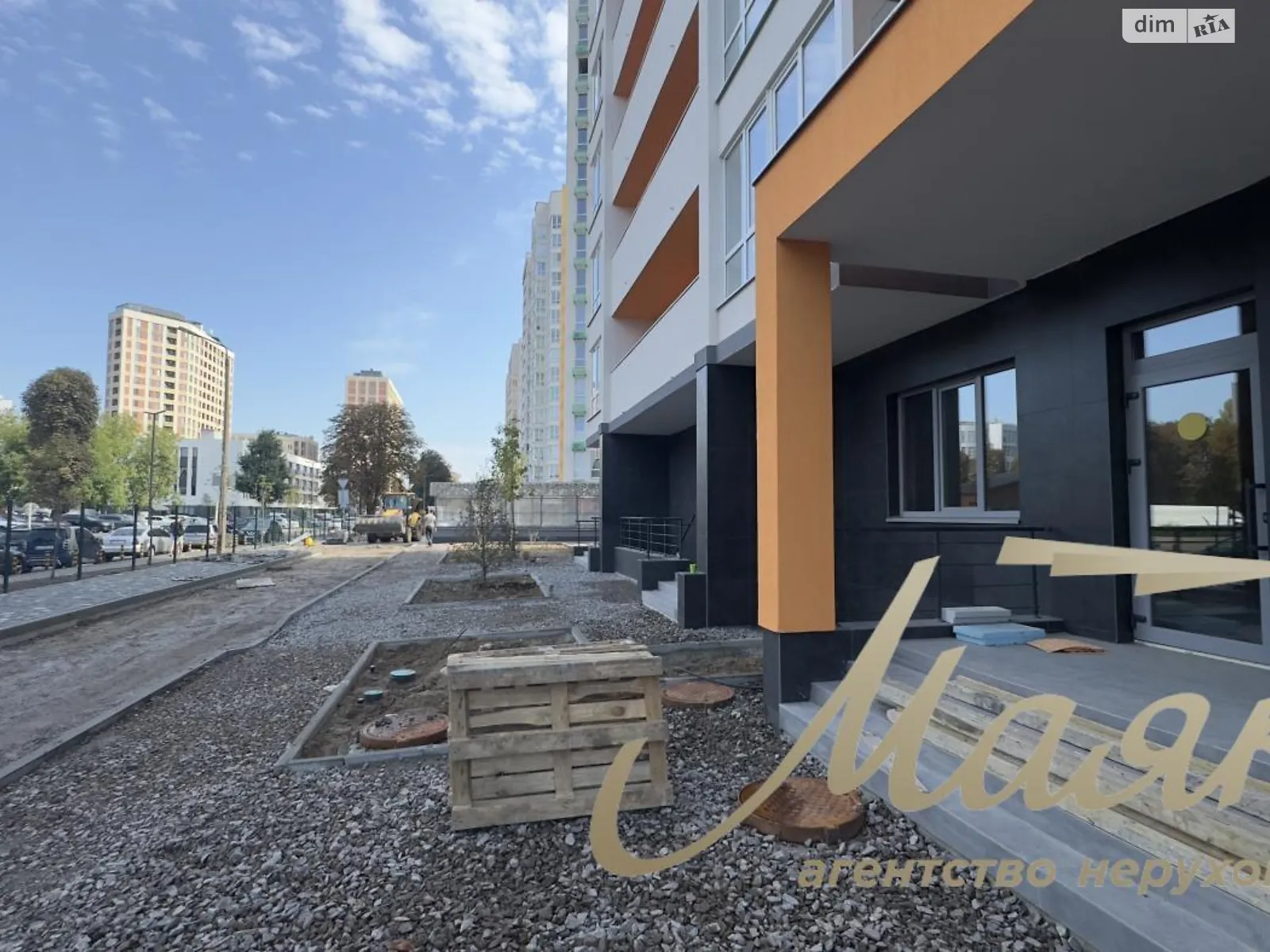 Здається в оренду приміщення вільного призначення 90 кв. м в 17-поверховій будівлі, цена: 600 $ - фото 1