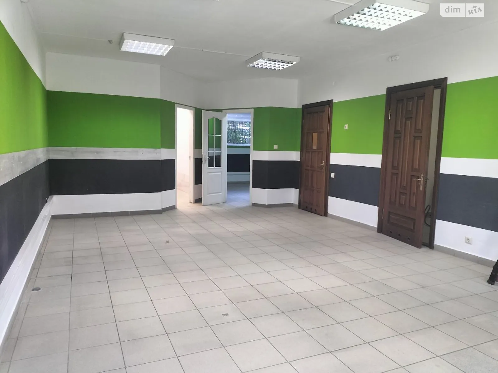 Сдается в аренду помещения свободного назначения 81.2 кв. м в 7-этажном здании, цена: 18000 грн - фото 1
