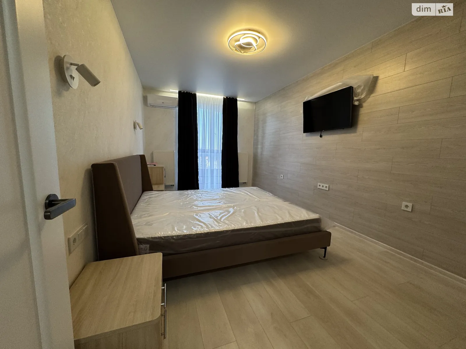 Сдается в аренду 1-комнатная квартира 43 кв. м в Виннице, ул. Праведников мира(Максимовича), 21Г корпус 2 - фото 1