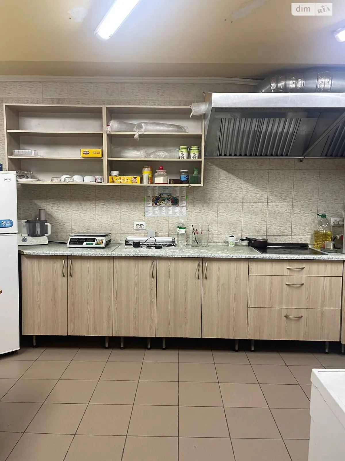 Продается помещения свободного назначения 77.7 кв. м в 9-этажном здании, цена: 65000 $ - фото 1