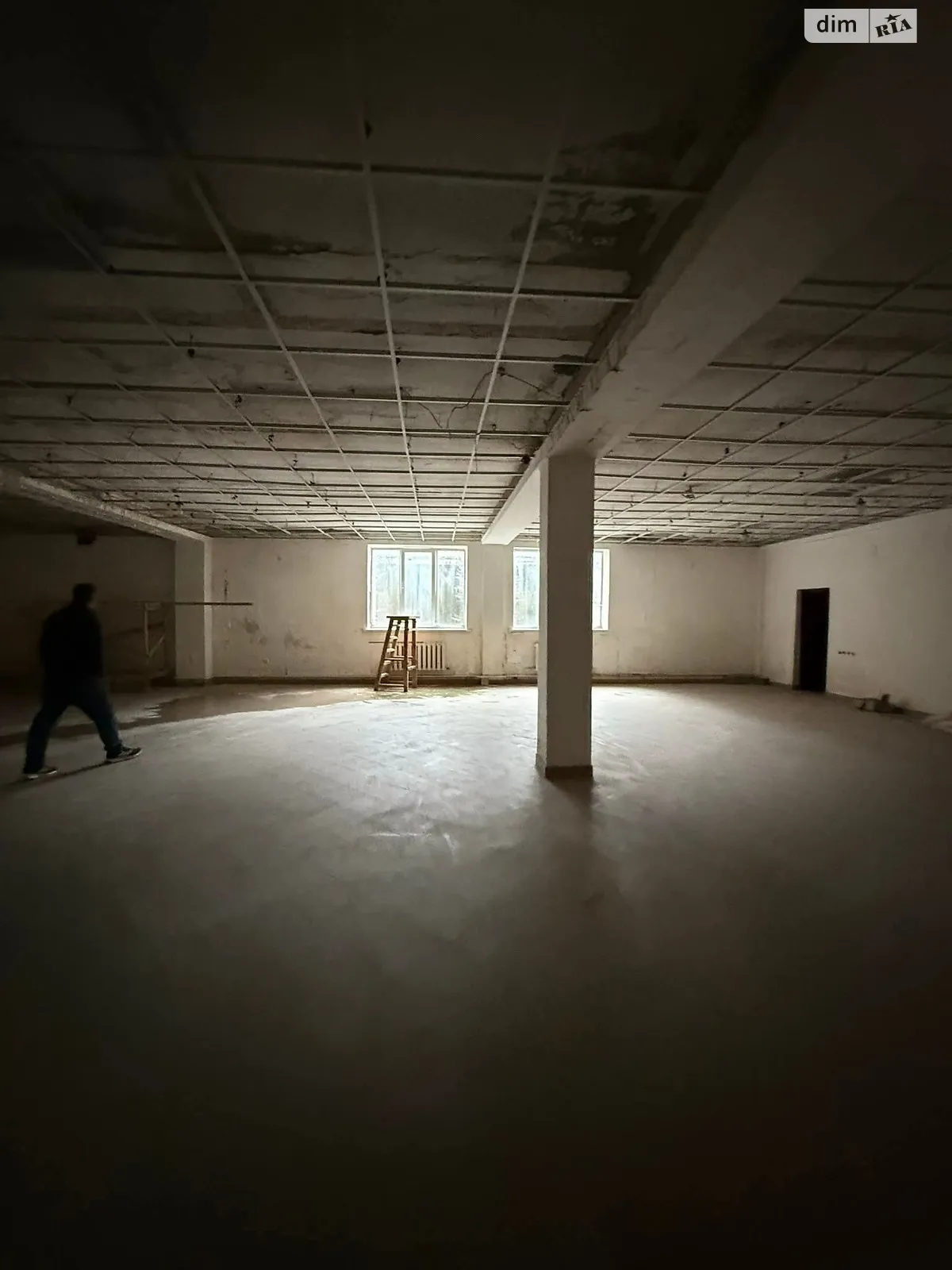 Продається об'єкт сфери послуг 418.6 кв. м в 5-поверховій будівлі, цена: 80000 $ - фото 1