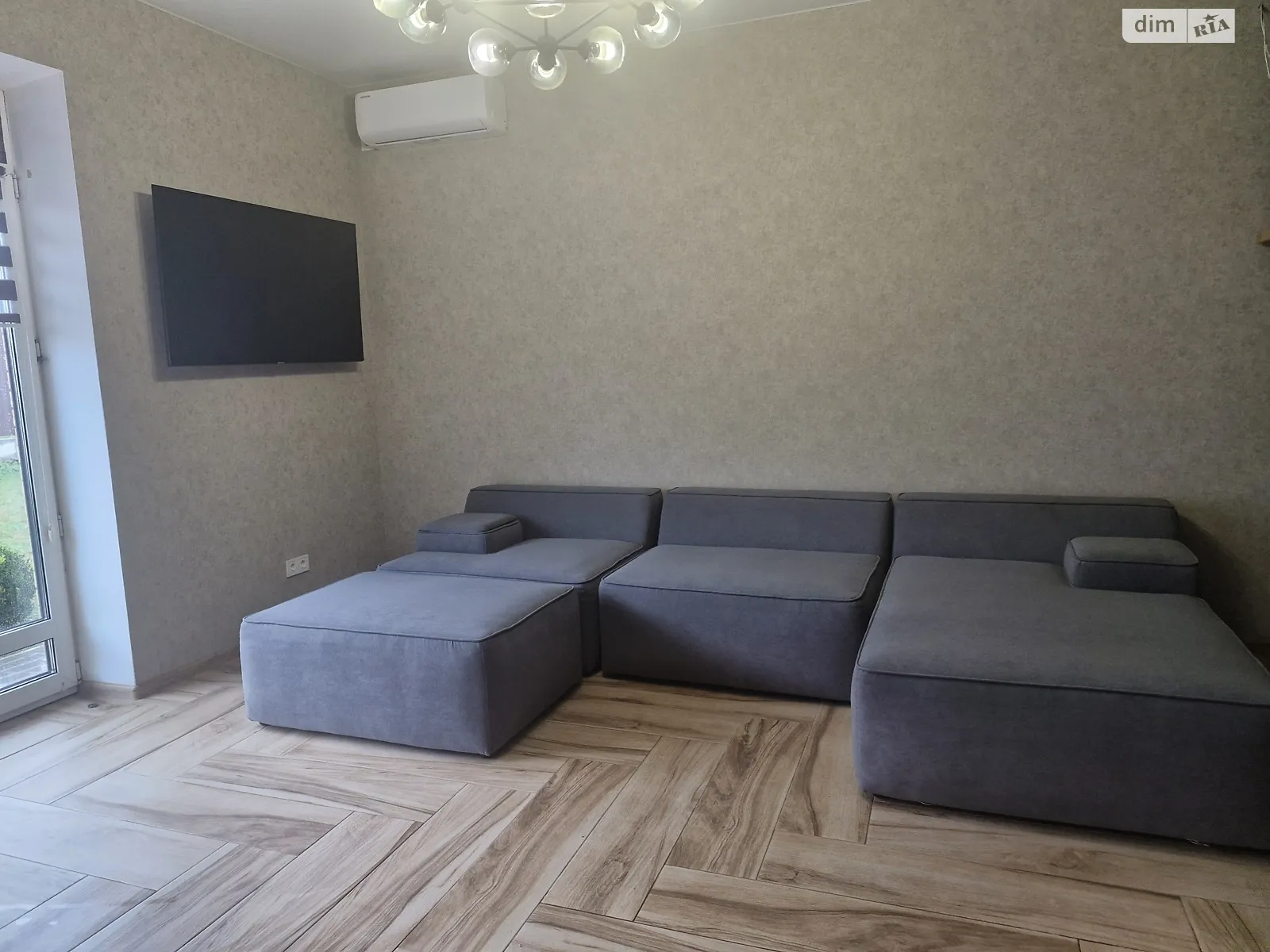 Продается дом на 2 этажа 120 кв. м с подвалом, цена: 210000 $ - фото 1