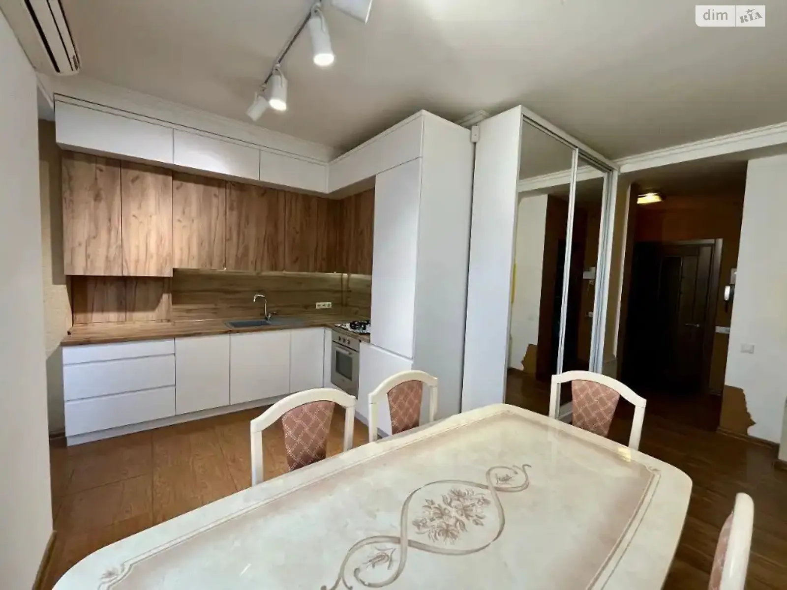 Продается 3-комнатная квартира 61.6 кв. м в Днепре, просп. Яворницкого Дмитрия, 11 - фото 1