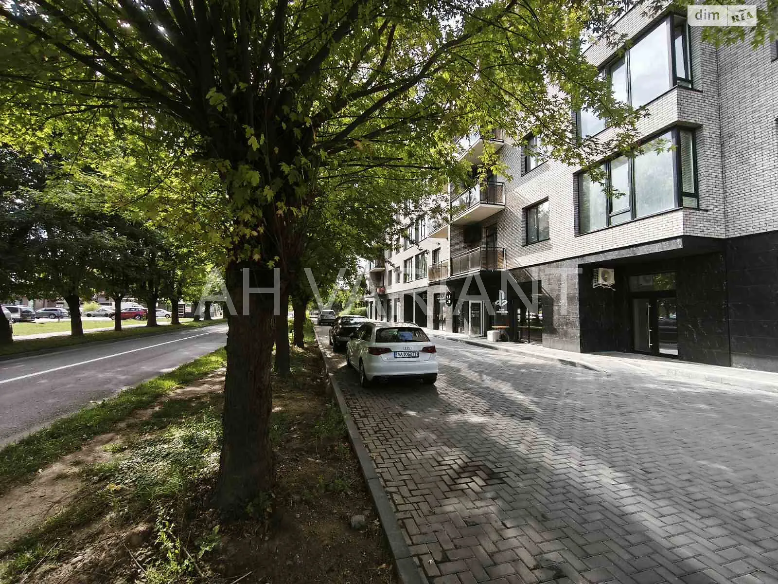 Здається в оренду приміщення вільного призначення 54 кв. м в 5-поверховій будівлі, цена: 540 $ - фото 1