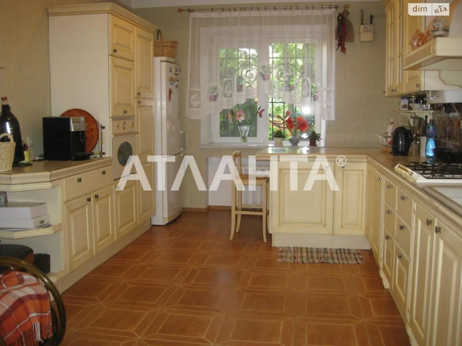 Продается дом на 2 этажа 190 кв. м с балконом, цена: 260000 $ - фото 1