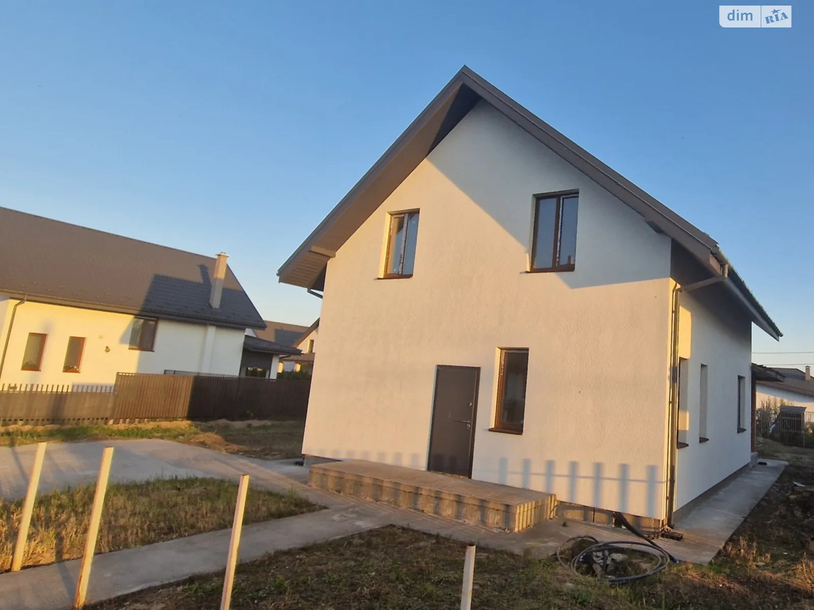 Продается дом на 2 этажа 120 кв. м с мансардой, цена: 75000 $ - фото 1