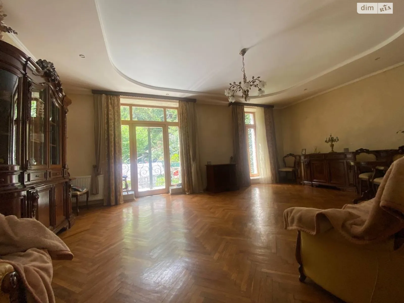 Продается 5-комнатная квартира 230 кв. м в Львове, ул. Грицая Генерала - фото 1