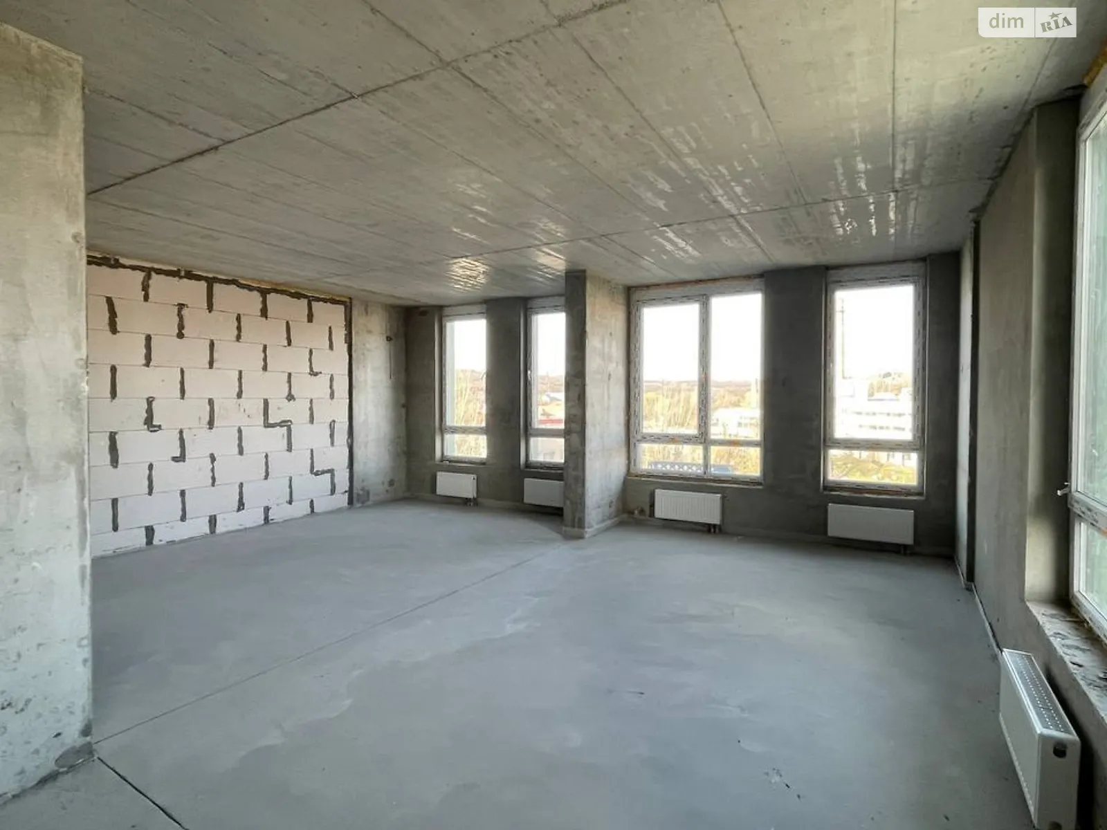 Продается 3-комнатная квартира 60 кв. м в Днепре, ул. Космическая, 5 - фото 1