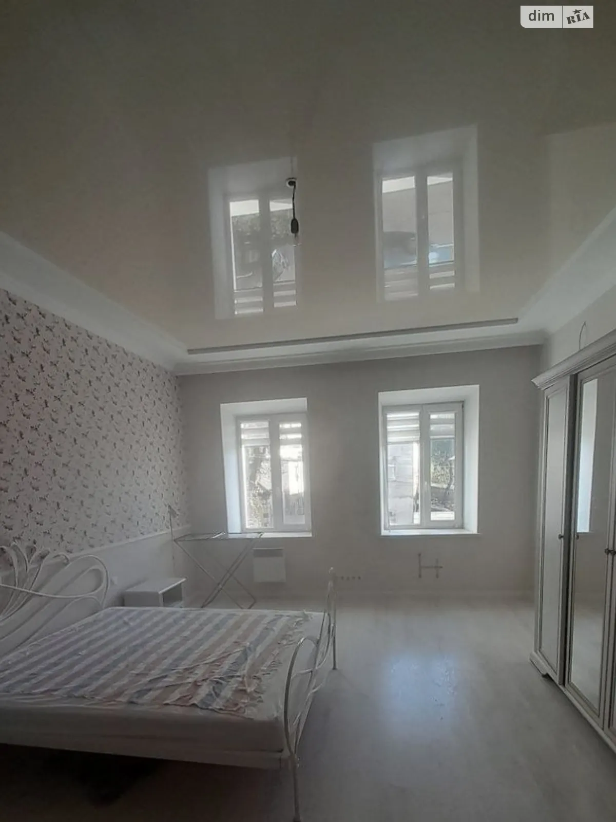 Продается 2-комнатная квартира 70.8 кв. м в Харькове, ул. Руставели, 37 - фото 1