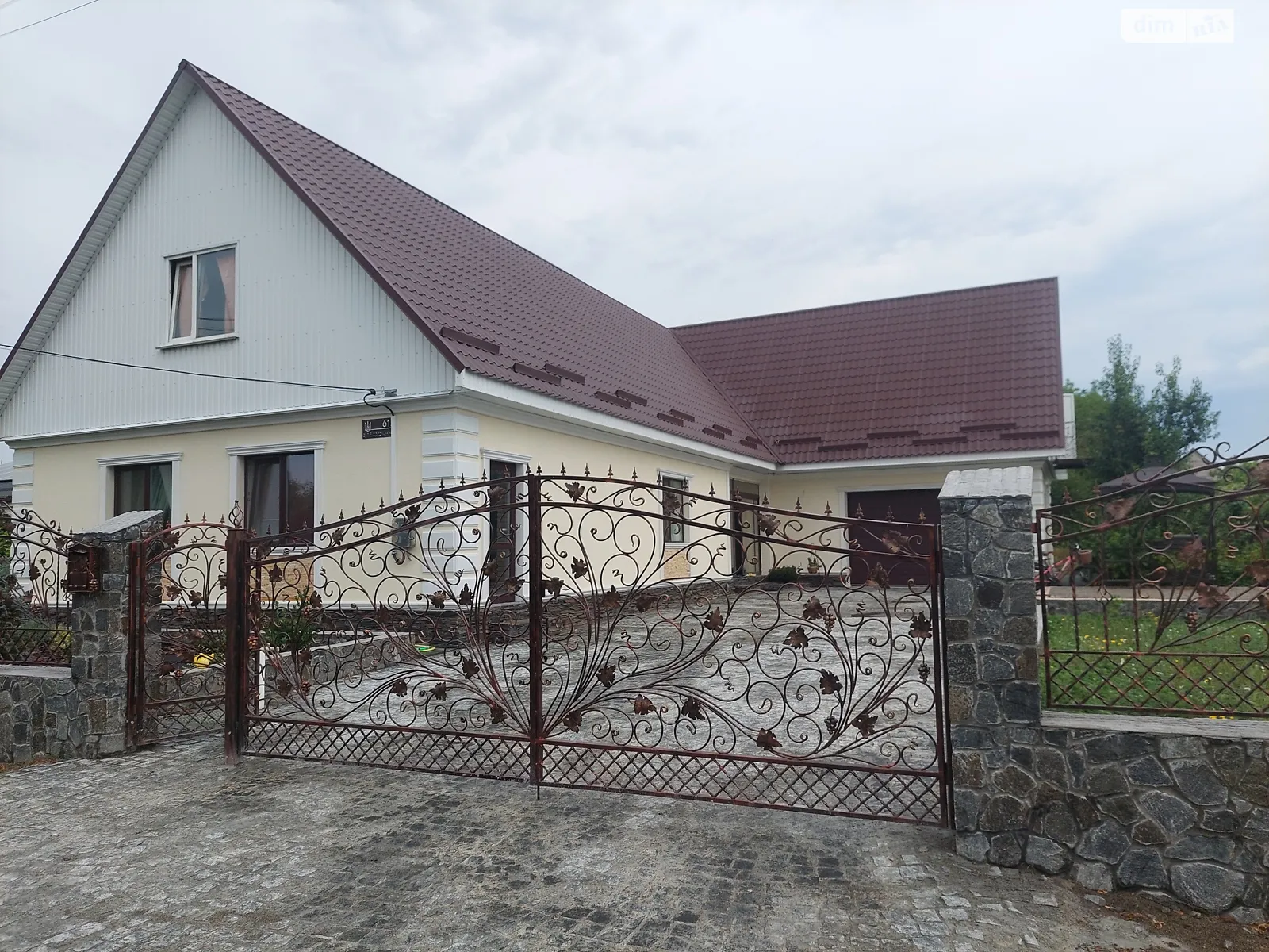 Продается одноэтажный дом 179.4 кв. м с балконом, цена: 103000 € - фото 1