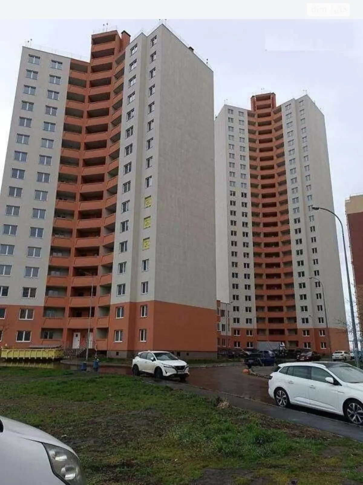 Продається 1-кімнатна квартира 39.1 кв. м у Києві, вул. Милославська, 18 - фото 1