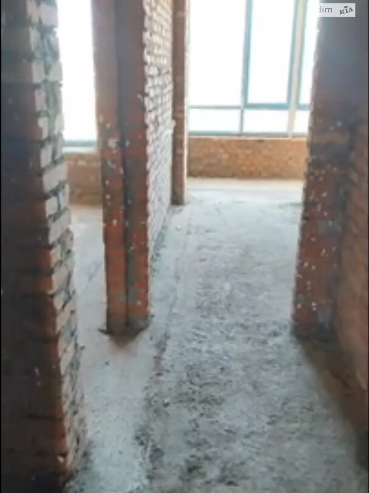 Продается 1-комнатная квартира 40 кв. м в Буче, вул. Ивана Кожедуба, 8Б - фото 1