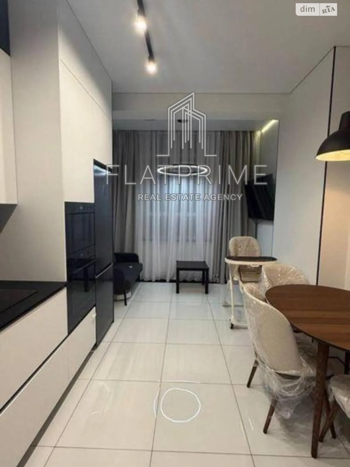 Продается 2-комнатная квартира 71 кв. м в Киеве, ул. Коновальца Евгения, 44А - фото 1