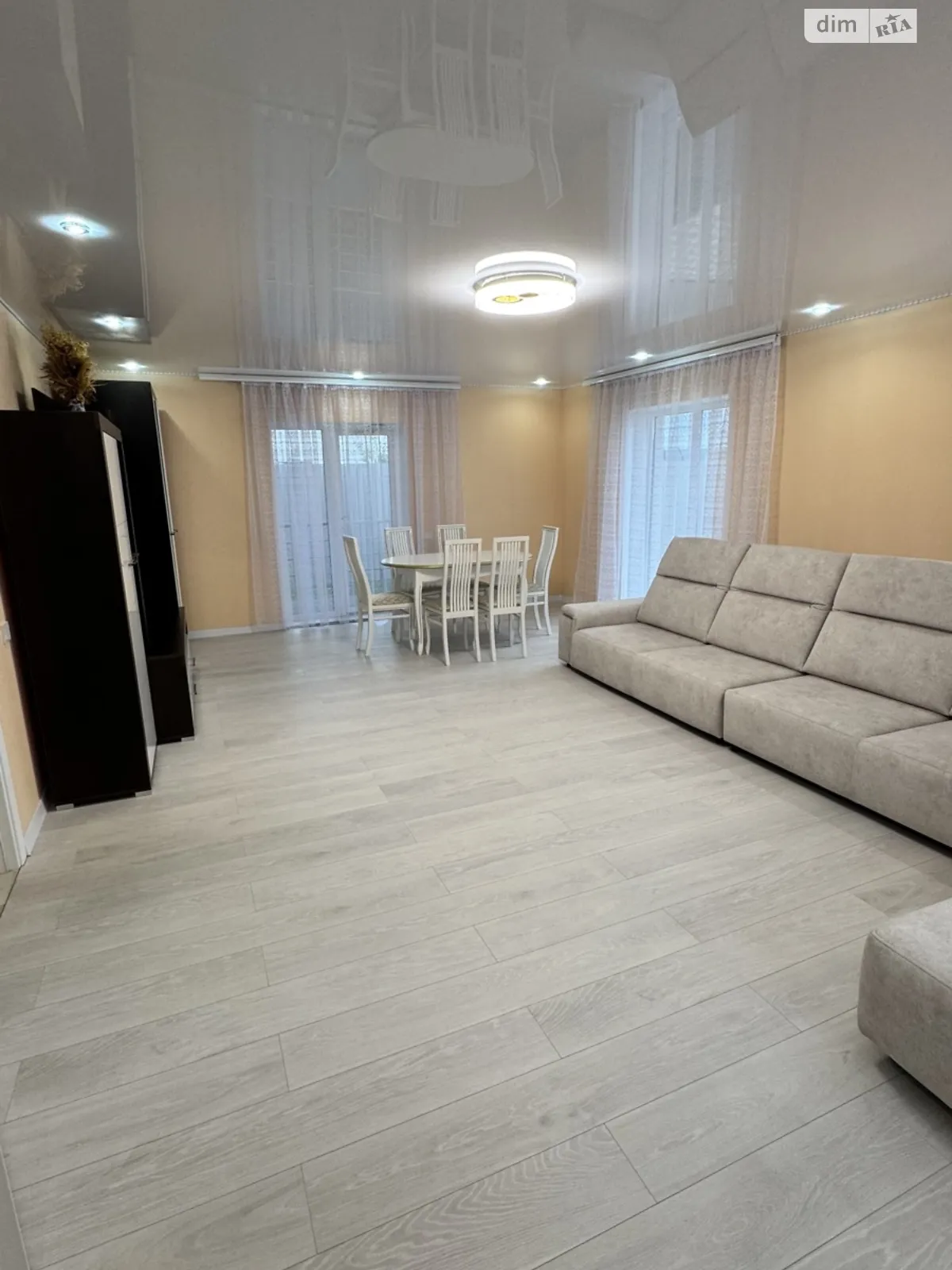 Продается одноэтажный дом 111.5 кв. м с гаражом, цена: 160000 $ - фото 1