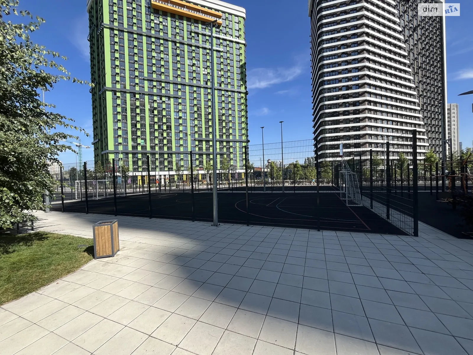 Продается 2-комнатная квартира 73 кв. м в Киеве, вул. Причальная, 10 - фото 1