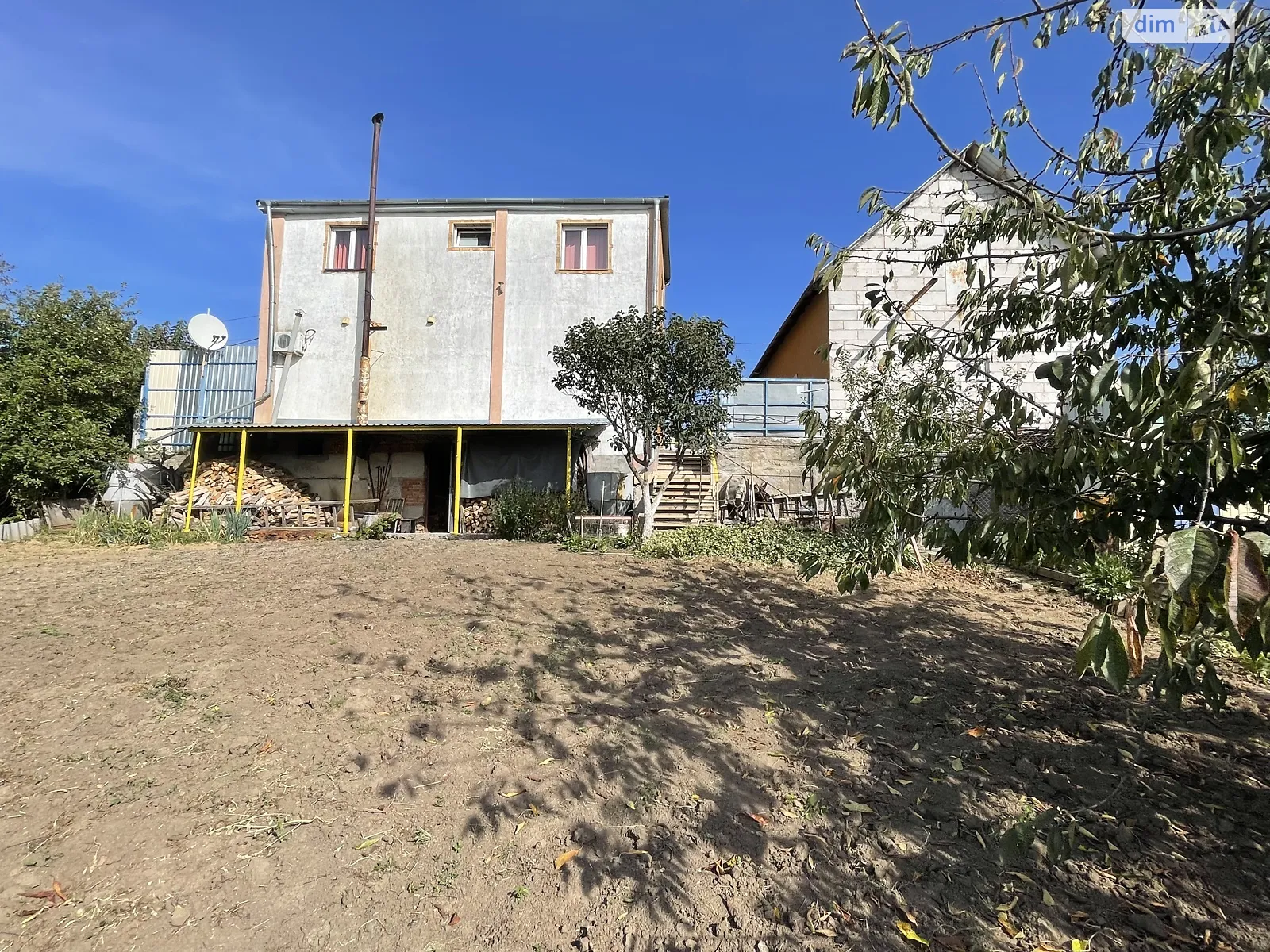 Продается дом на 2 этажа 113 кв. м с бассейном, цена: 63000 $ - фото 1