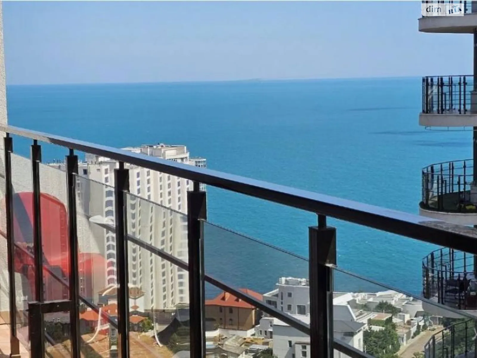 Продается 1-комнатная квартира 43 кв. м в Одессе, ул. Валерия Самофалова, 16А/2 - фото 1