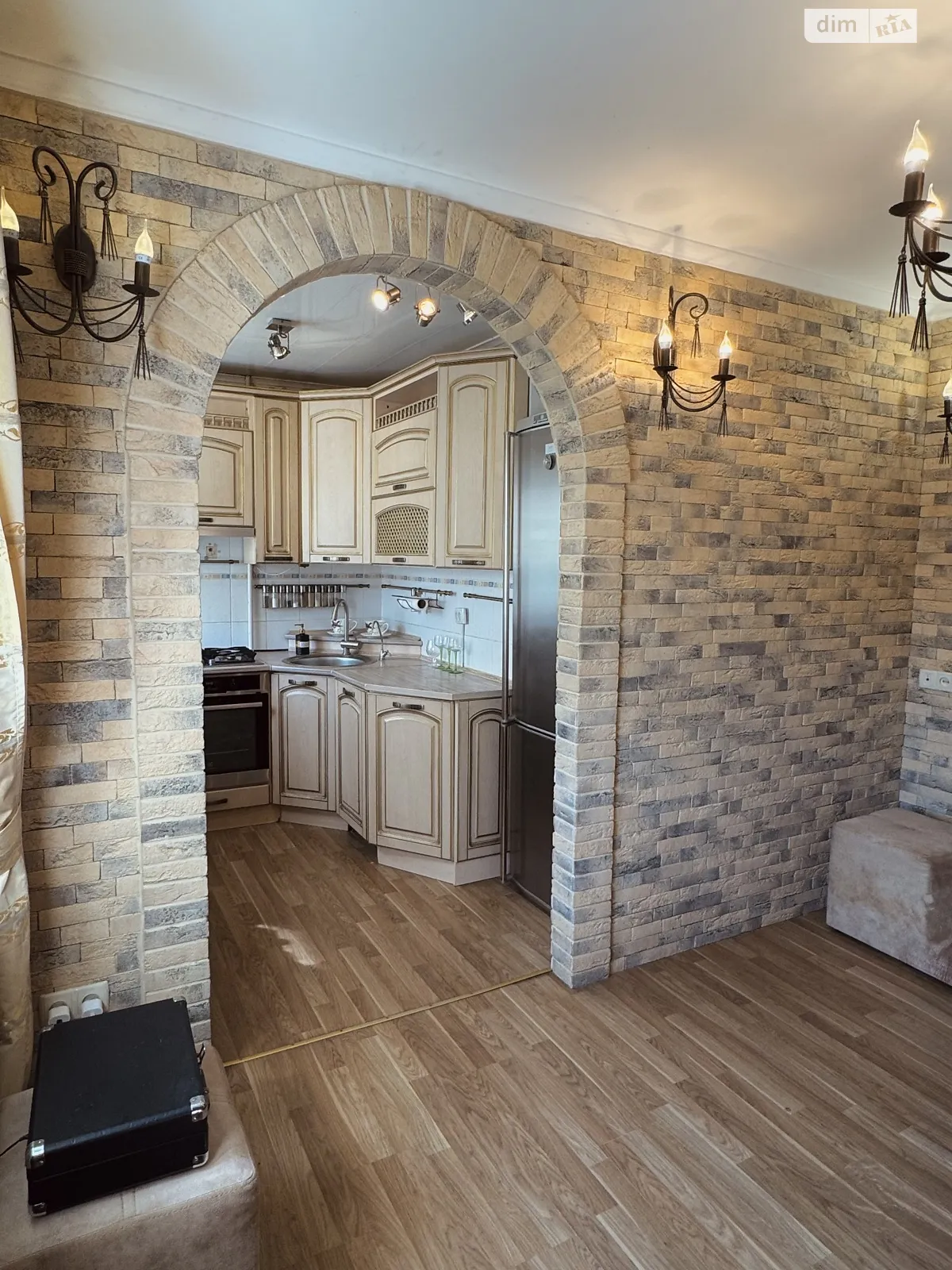 Продается 4-комнатная квартира 62.6 кв. м в Самаре, ул. Паланочная(Комсомольская), 21 - фото 1