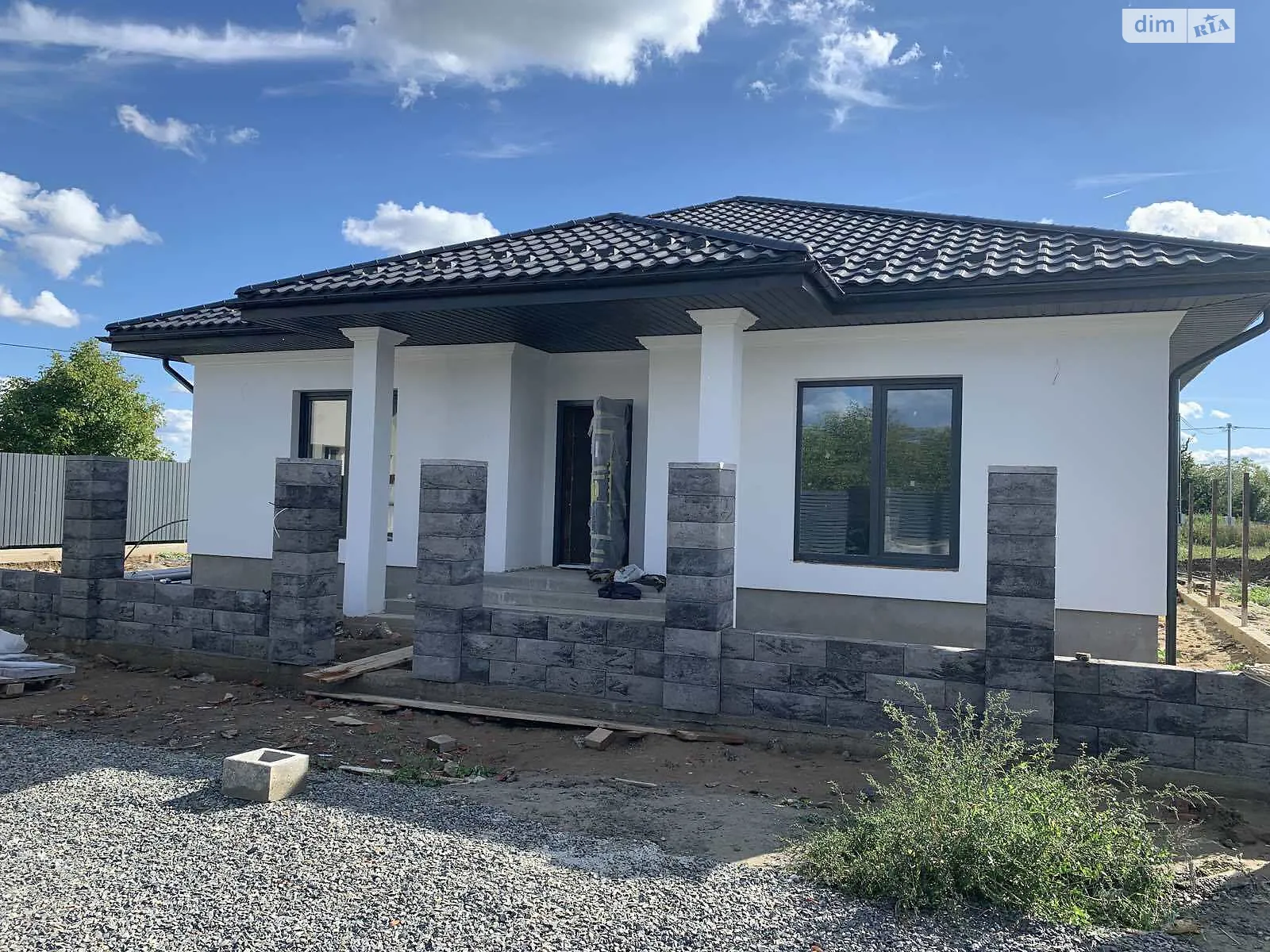 Продается одноэтажный дом 155 кв. м с подвалом, цена: 806 $ - фото 1