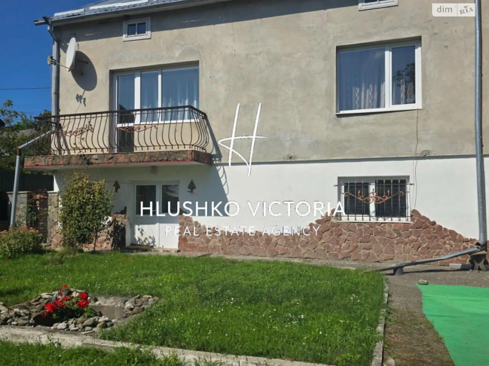 Продается дом на 2 этажа 269 кв. м с баней/сауной, цена: 105000 $ - фото 1