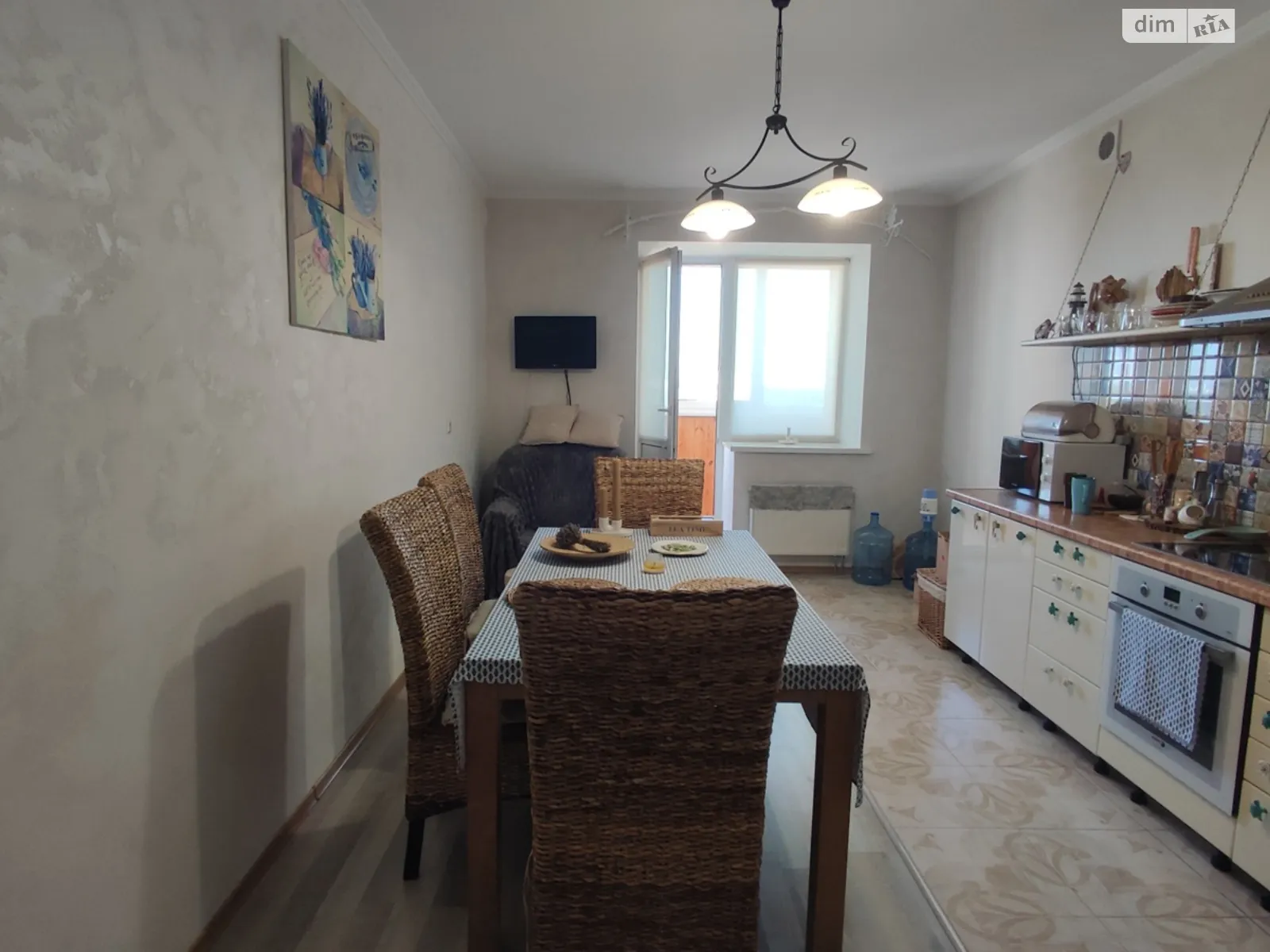 Продается 2-комнатная квартира 91.4 кв. м в Буче, ул. Новое Шоссе, 14 - фото 1