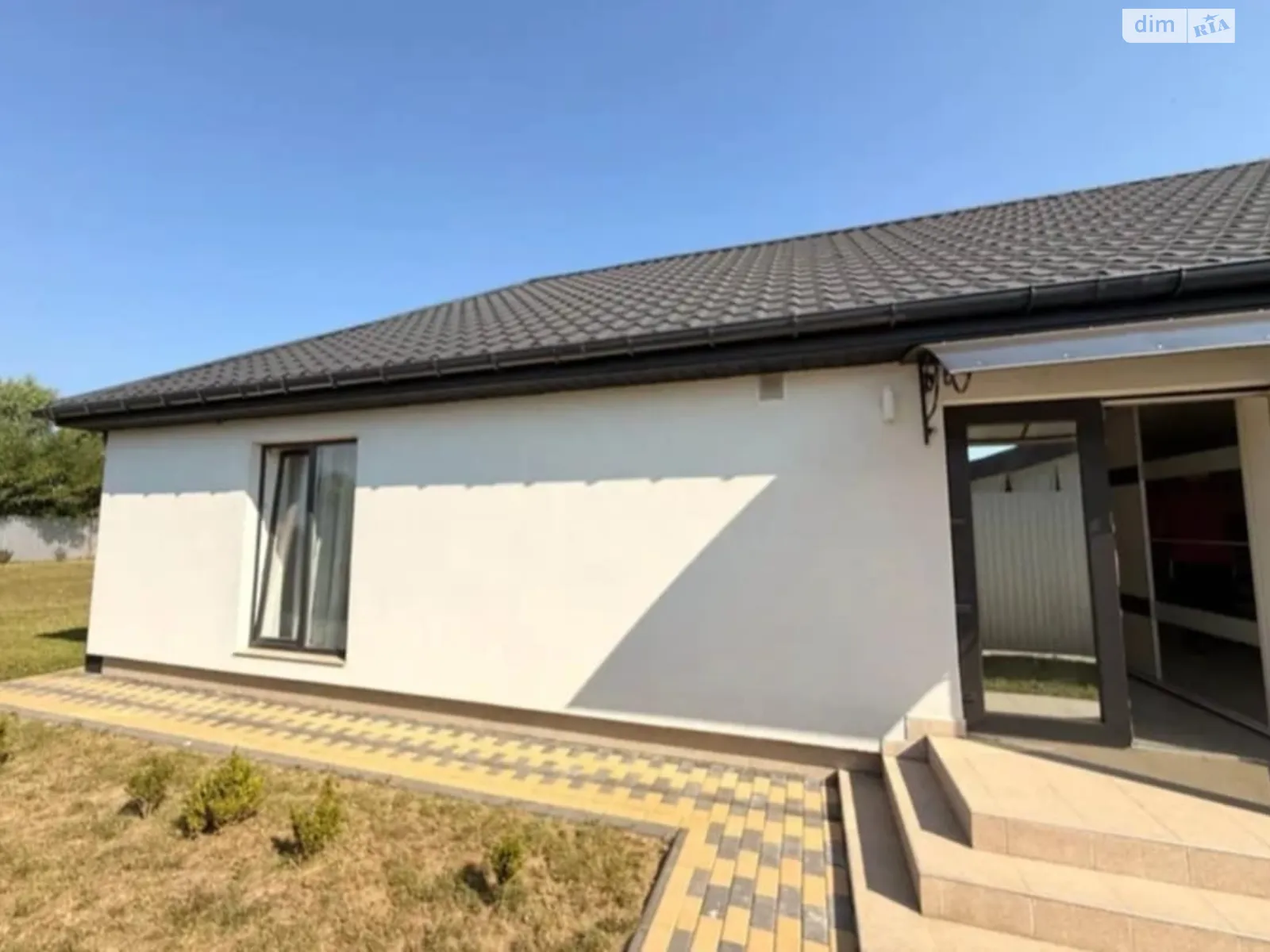 Продается одноэтажный дом 111.5 кв. м с гаражом, цена: 160000 $ - фото 1