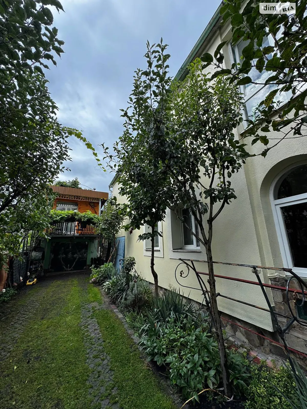 Продается часть дома 250 кв. м с мебелью, цена: 250000 $ - фото 1