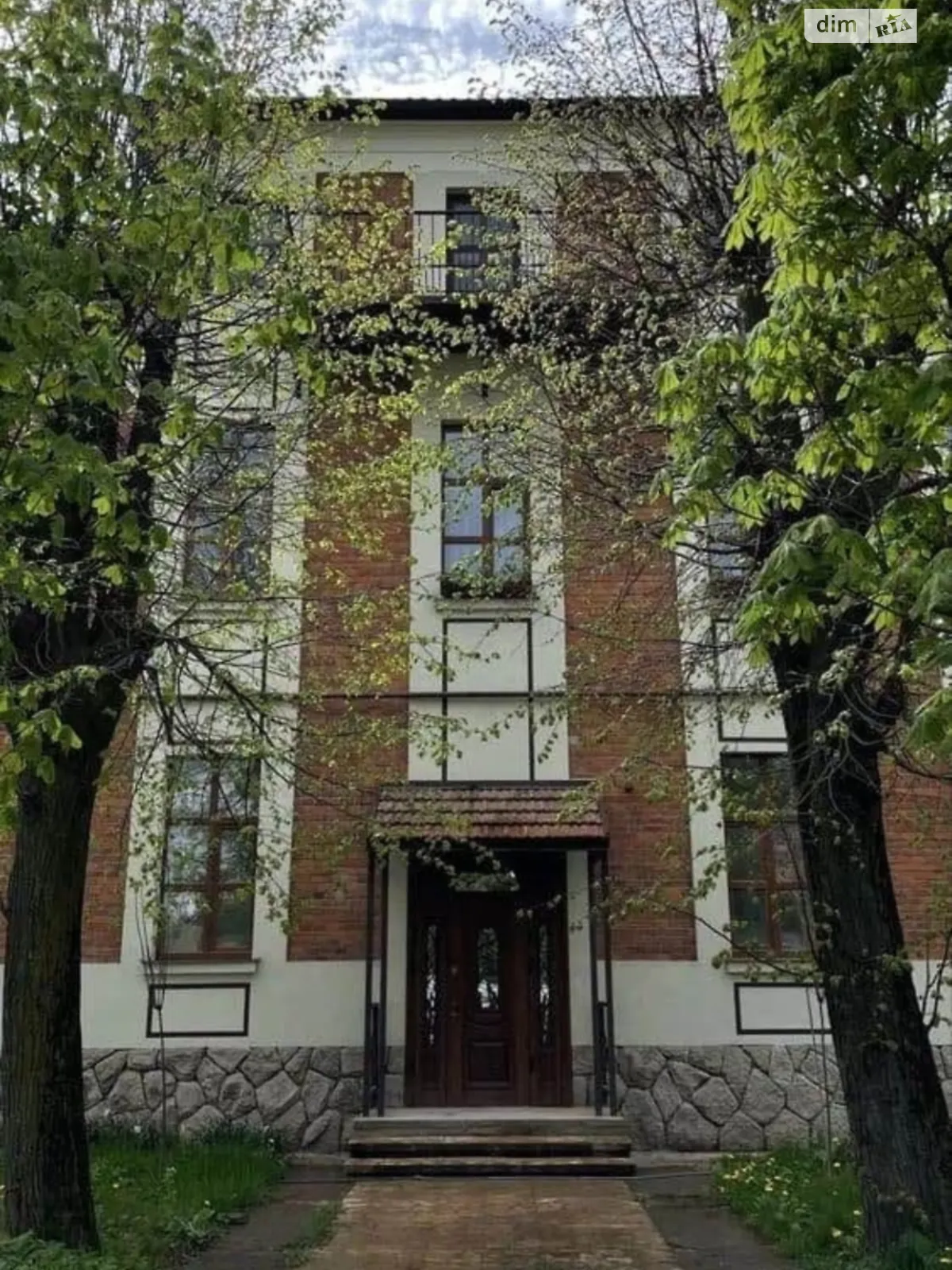 Продается 1-комнатная квартира 42.8 кв. м в Коломые, ул. Софиевская, 2Б - фото 1