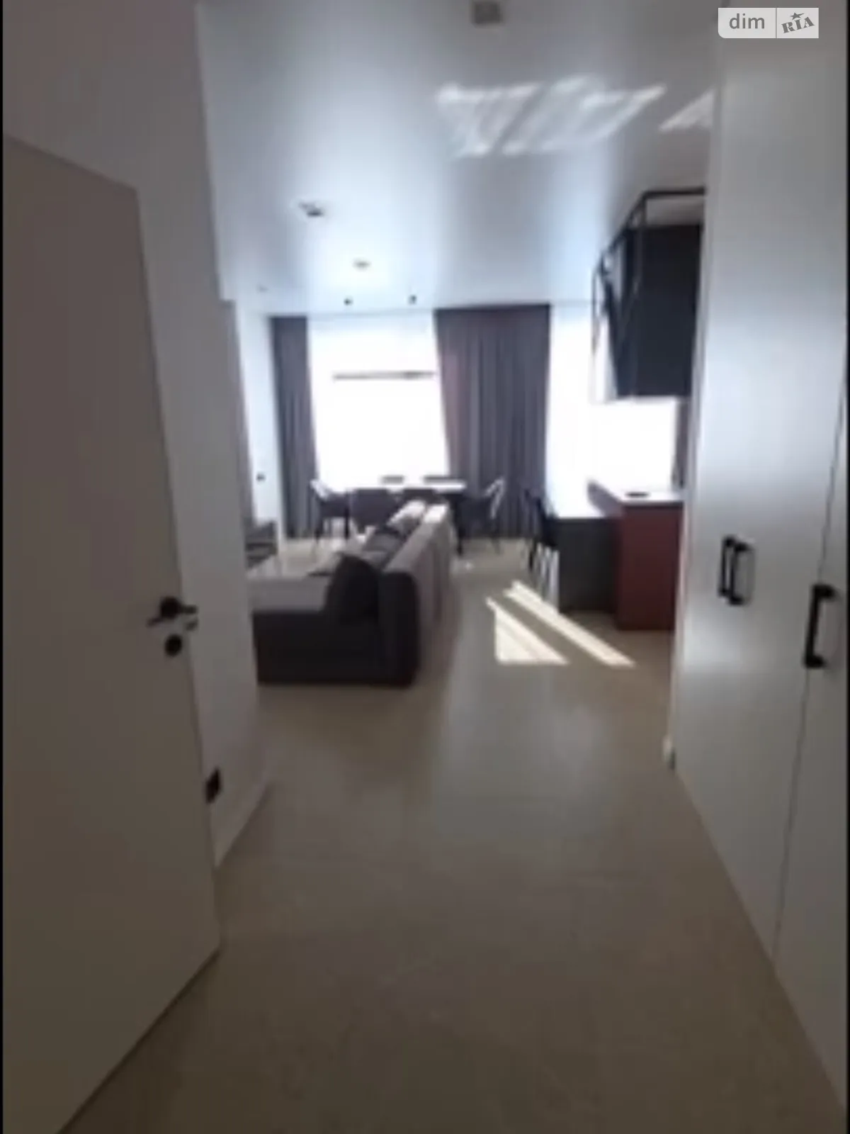Продается 3-комнатная квартира 117 кв. м в Киеве, ул. Академика Заболотного, 1А - фото 1