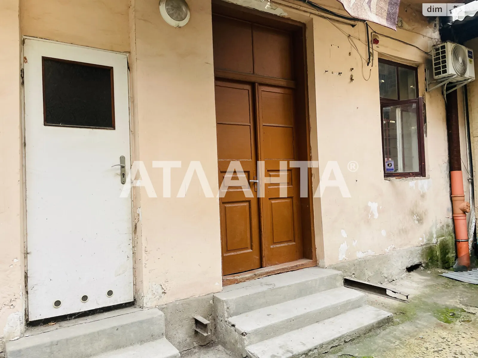 Продается офис 37 кв. м в бизнес-центре, цена: 38000 $ - фото 1