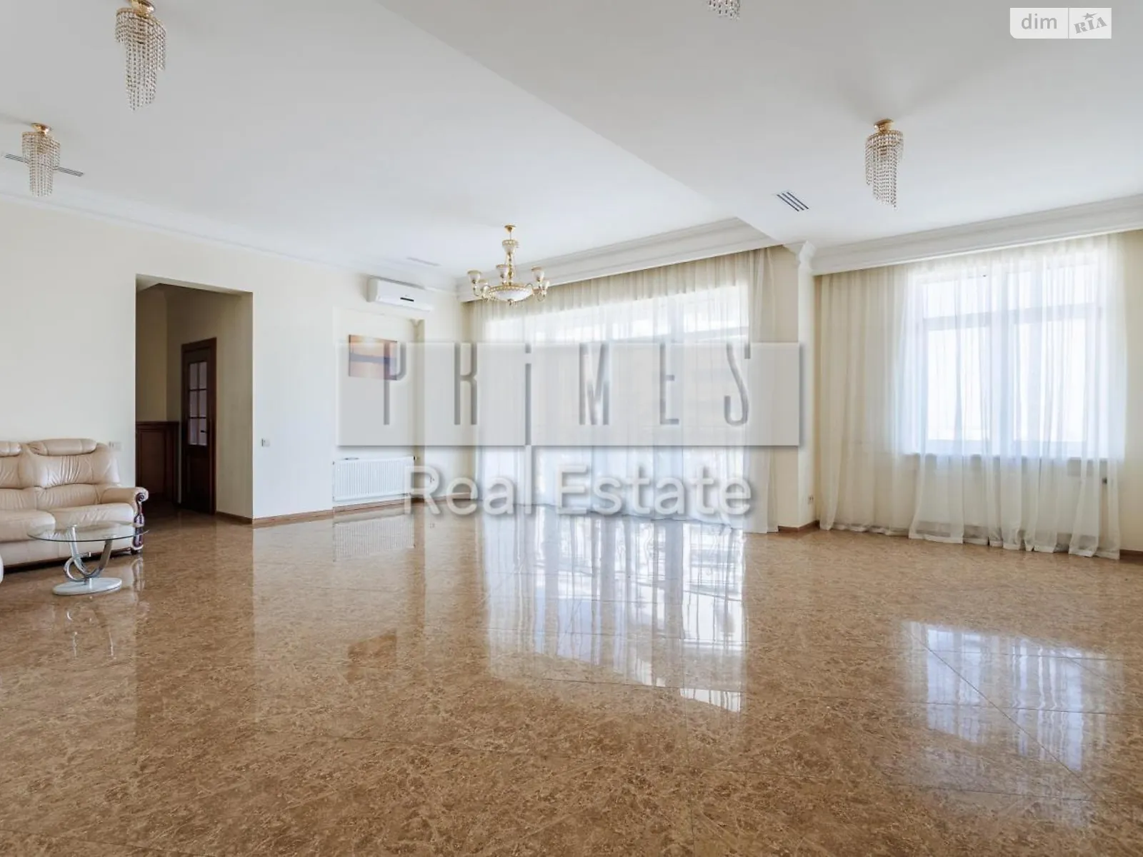 Сдается в аренду офис 188 кв. м в бизнес-центре, цена: 1800 $ - фото 1