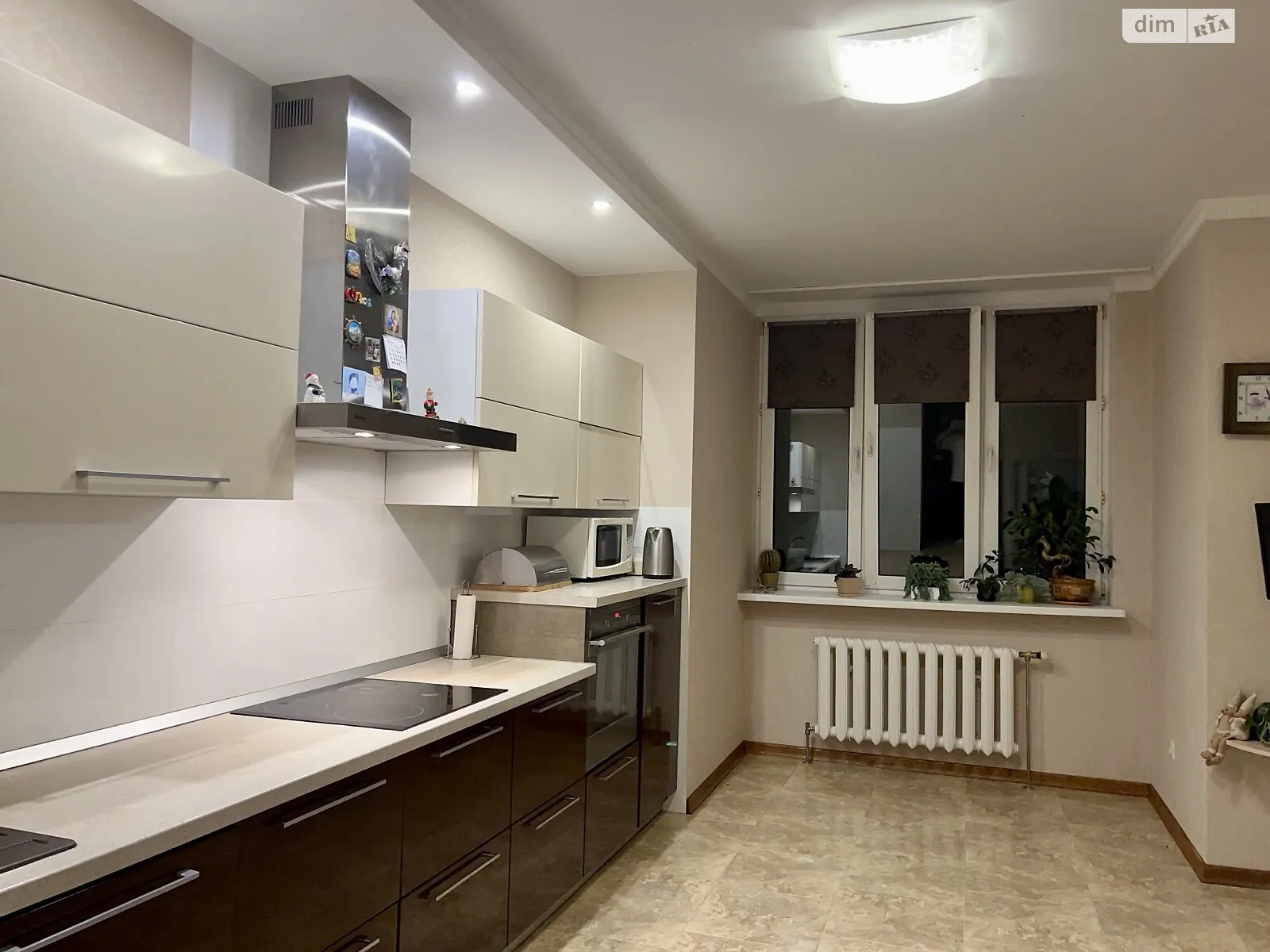 Продається 3-кімнатна квартира 107.9 кв. м у Києві, вул. Срібнокільська, 1 - фото 1