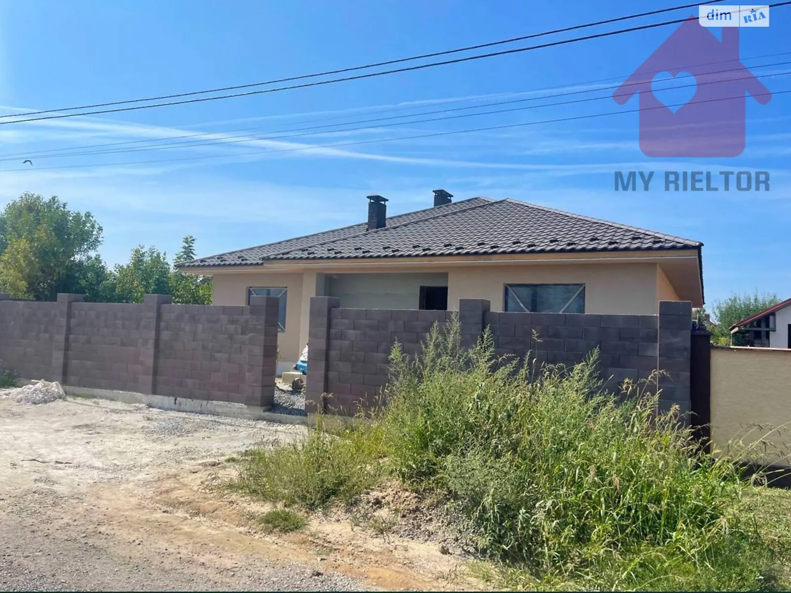 Продается одноэтажный дом 199 кв. м с бассейном, цена: 185000 $ - фото 1